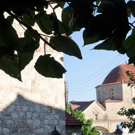 بيت للعطل Salamiou Stone House *