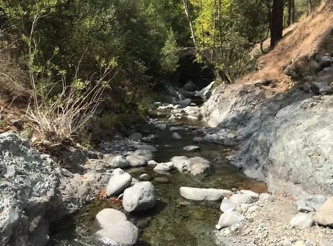 Salamiou Stone House Casa de Férias Pafos