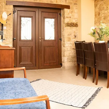 Salamiou Stone House