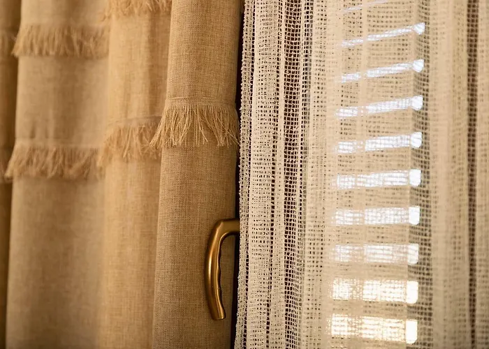 Salamiou Stone House Case de vacanță