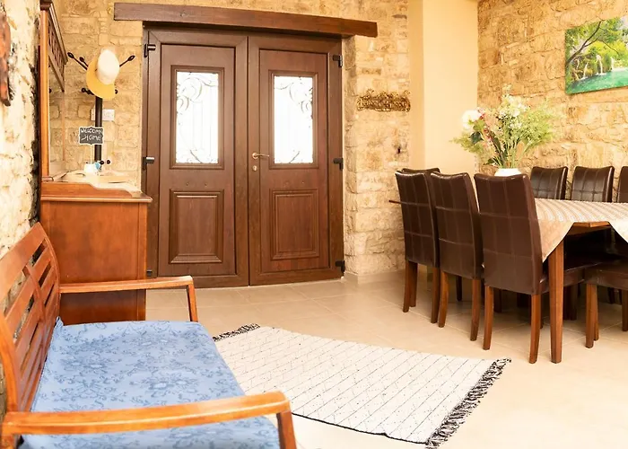 Salamiou Stone House