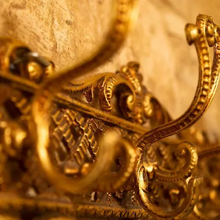 Salamiou Stone House * パ フォス